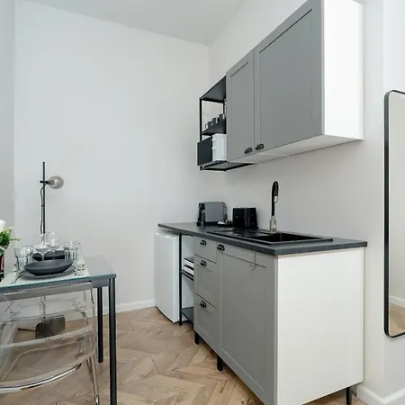 Lejlighed Komfortowe Studia W Centrum Poznania Przy Rynku I Parku By Rent Like Poznań